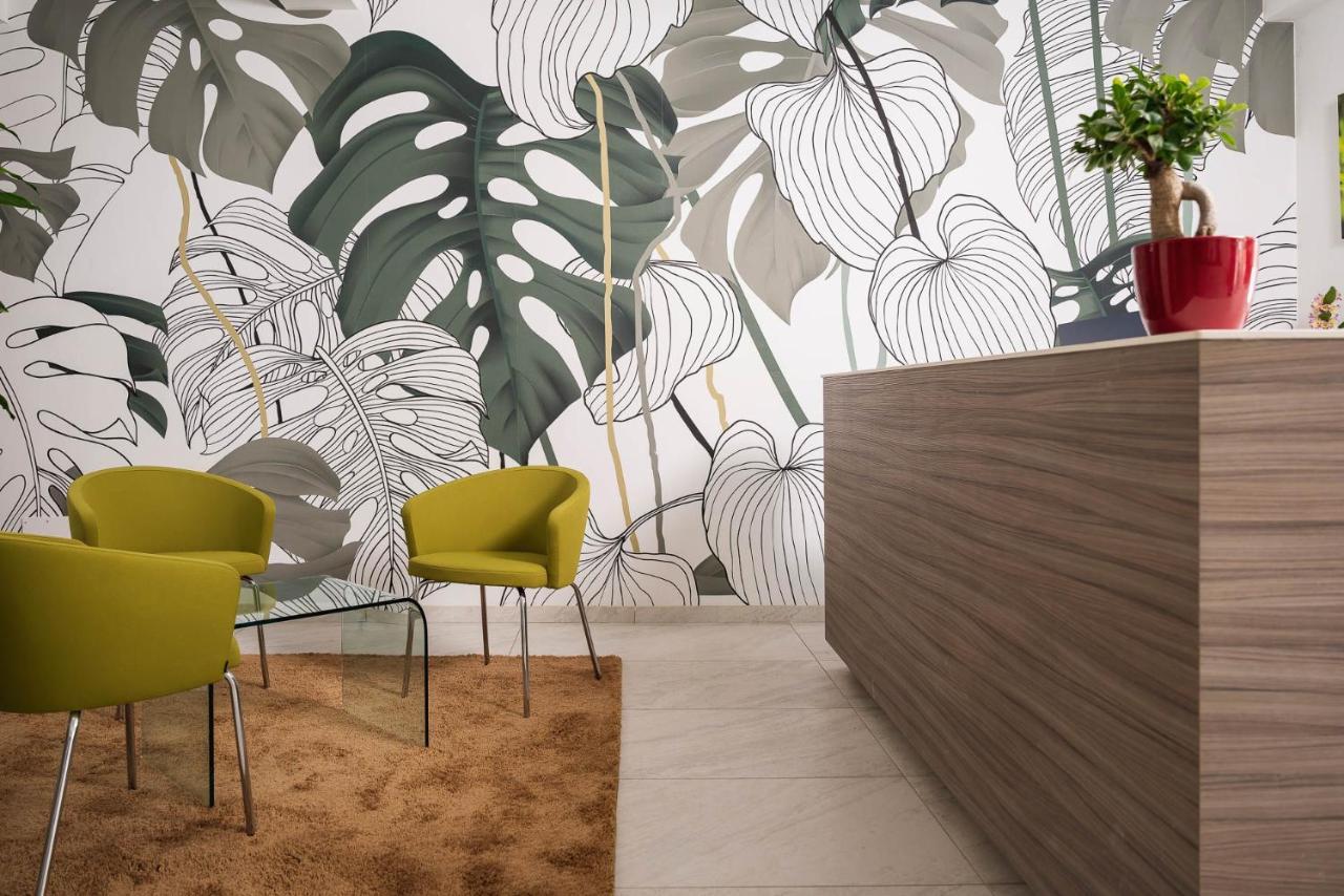 Nido Suite & Apartments チェゼナーティコ エクステリア 写真